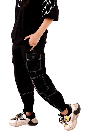 BLACK BAGGY FIT CARGO